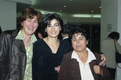 Songul-CIhan-Emre-Feride-ve-Dilan-Ayata-2001-veya-2002